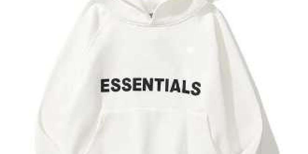 The Essential Hoodie a Fashion Staple in the USA